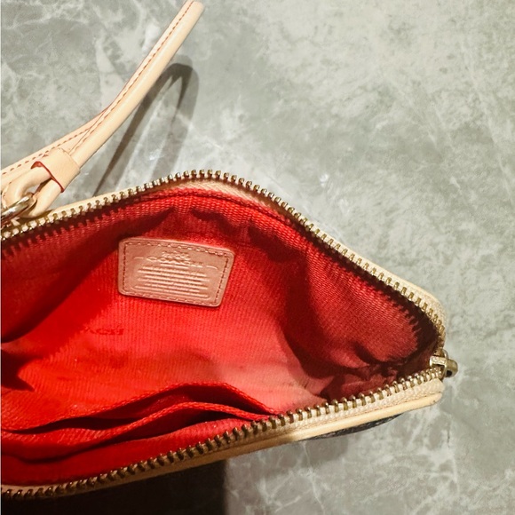 Authentic COACH Modern East West Universal Case Signature Coated Canvas $98 - Picture 4 of 4